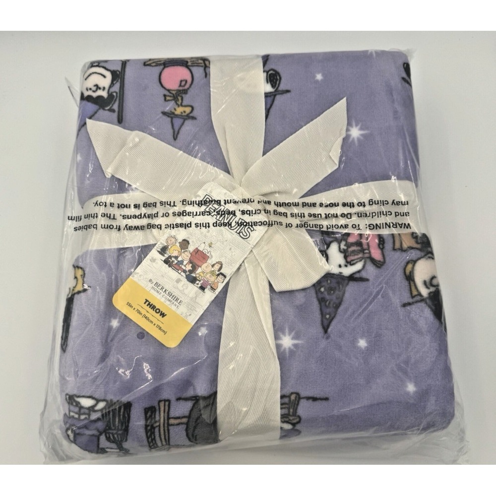 Berkshire Peanuts Halloween Purple Throw Blanket 55x70 Snoopy NEW Fall Cozy
